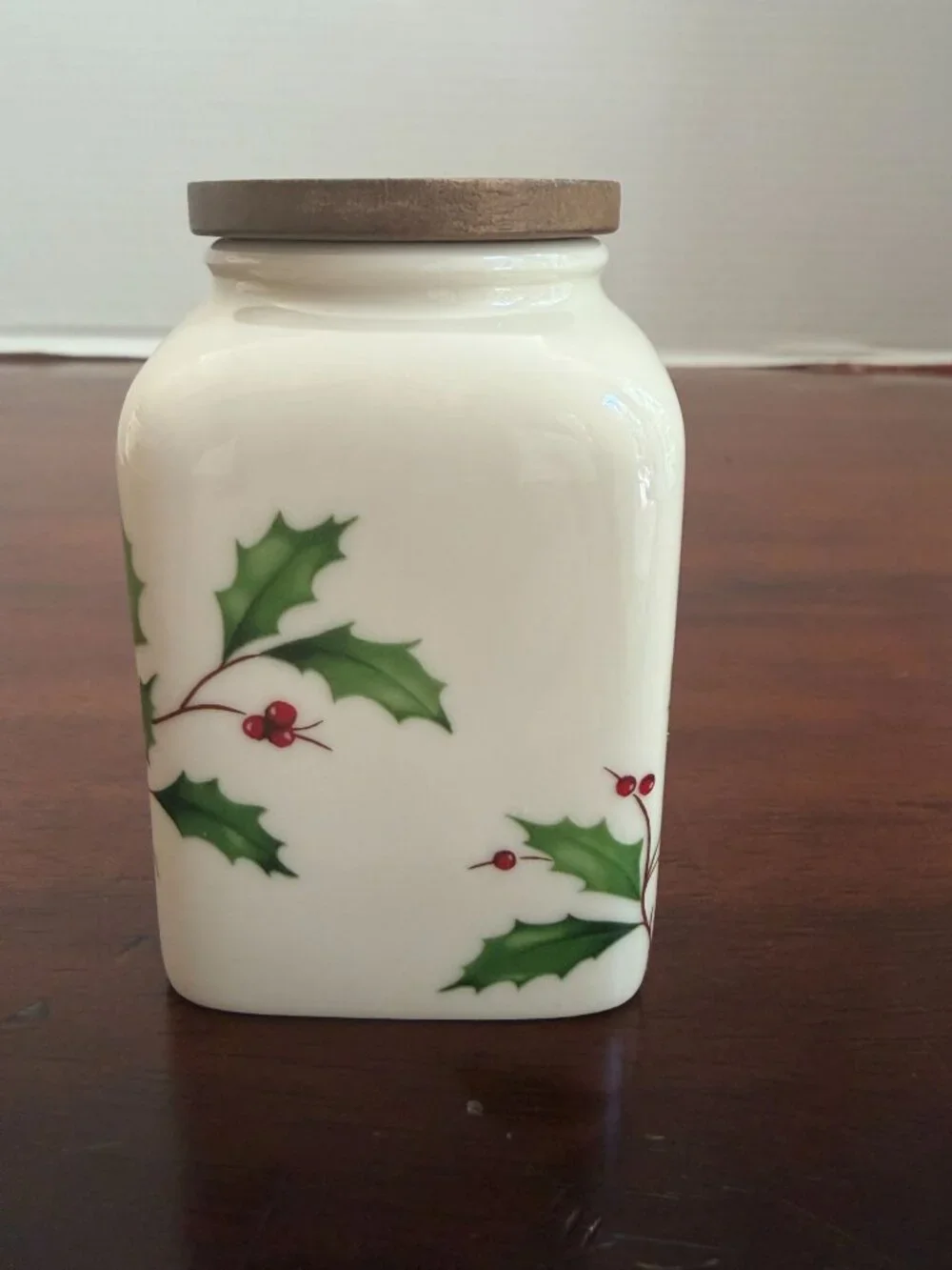 Lenox Holiday Porcelain 6 Ounce 